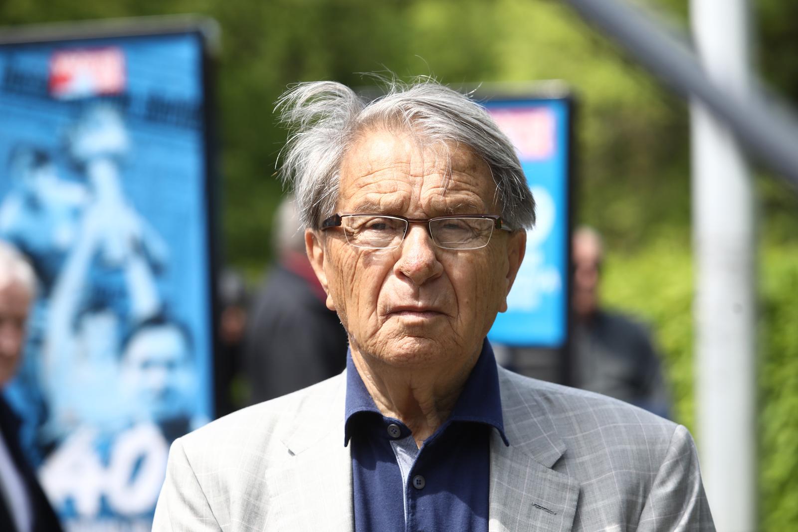 02.05.2022.Zagreb- Okupljanje generacije 1982. povodom izlaženja "Plave devetke" Vecernjeg lista njima u cast. Na okupljanju ce biti Ciro, Zajec, Mlinaric, Deveric, Mustedanagic, Munjakovic, Bogdan i ostali.Miroslav Ciro Blazevic.
Photo: Boris Scitar/Vecernji list/PIXSELL Photo: Boris Scitar/Vecernji list/PIXSELL