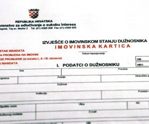 03.02.2016., Sibenik - Obrazac imovinske kartice, izvjesce o imovinskom stanju duznosnika. "nPhoto: Dusko Jaramaz/PIXSELL