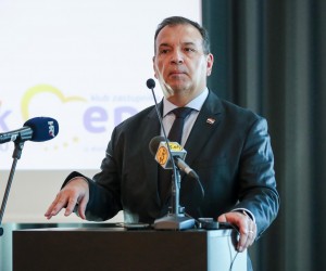 04.02.2023., Zagreb - U organizaciji zastupnice u Europarlamentu  Suncane Glavak odrzana je konferencija Fight&Win ciji je cilj podici svijest gradjana o vaznosti prevencije i borbe protiv raka te poticati razmjenu iskustava u svrhu informiranja i edukacije. Ministar zdravstva Vili Beros. Photo: Matija Habljak/PIXSELL