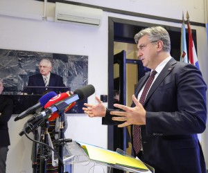 06.02.2023., Zagreb - Predsjednik Vlade i HDZ-a Andrej Plenkovic dao je izjavu medjima u sredisnjici stranke nakon zavrsetka sjednice Predsjednistva HDZ-a. Photo: Tomislav Miletic/PIXSELL