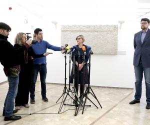 08.12.2022., Zagreb - Na konferenciji za medije odrzanoj u Saboru zastupnici Pedja Grbin i Sandra Bencic komentirali su jos jedan krug konzultacija sa HDZ-om. Photo: Patrik Macek/PIXSELL