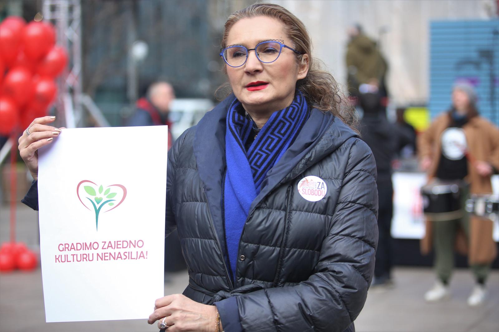 11.02.2023., Zagreb - Proslo je 10 godina kampanje i 20 godina pokreta V-Day-a iz kojeg je izrastao globali pokret "Milijarda ustaje protiv nasilje nad zenama i djevojcicama" "One Bilion Rising" u kojem sudjeluje 200 zemalja, ukljucujuci i Hrvatsku gdje se odrzao skup povodom nasilja nad zenama. Photo: Lovro Domitrovic/PIXSELL