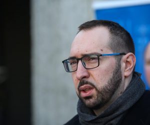 14.02.2023., Zagreb - Gradonacelnik grada Zagreba Tomislav Tomasevic obisao je sa zamjenicima Danijelom Dolenec i Lukom Korlaetom gradiliste djecjeg vrtica Ivanja Reke te odrzao redovitu konferenciju za medije. Photo: Zeljko Hladika/PIXSELL