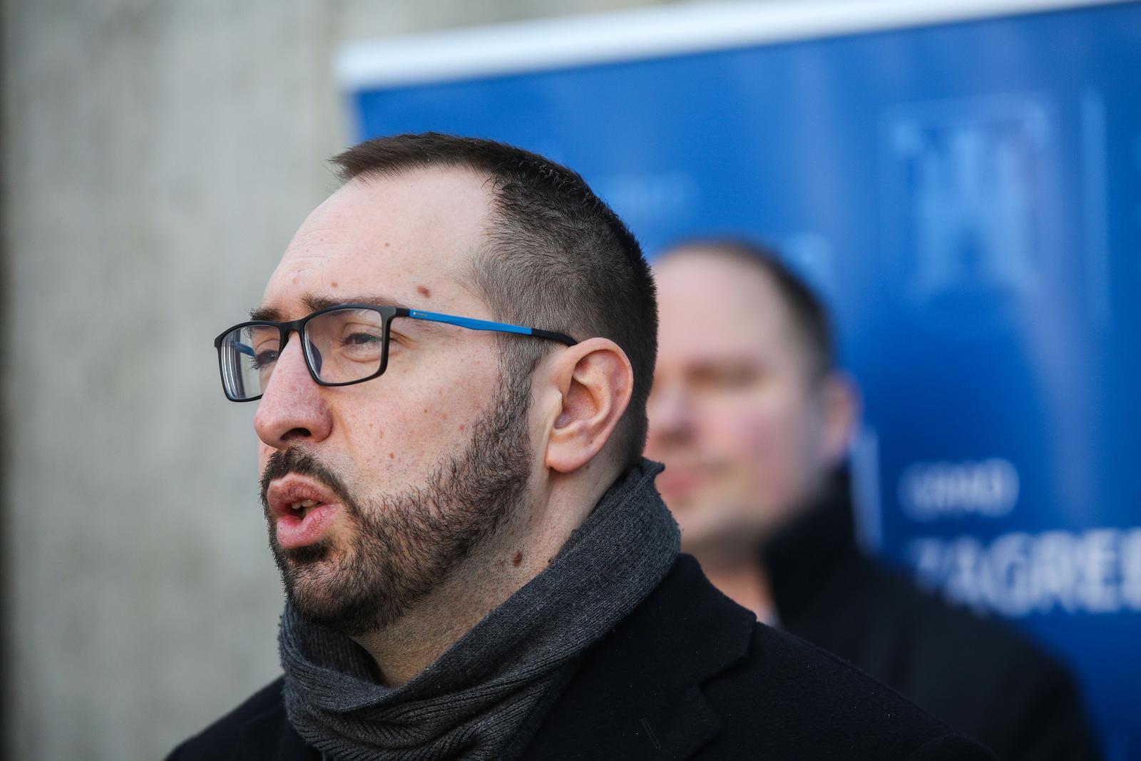 14.02.2023., Zagreb - Gradonacelnik grada Zagreba Tomislav Tomasevic obisao je sa zamjenicima Danijelom Dolenec i Lukom Korlaetom gradiliste djecjeg vrtica Ivanja Reke te odrzao redovitu konferenciju za medije. Photo: Zeljko Hladika/PIXSELL