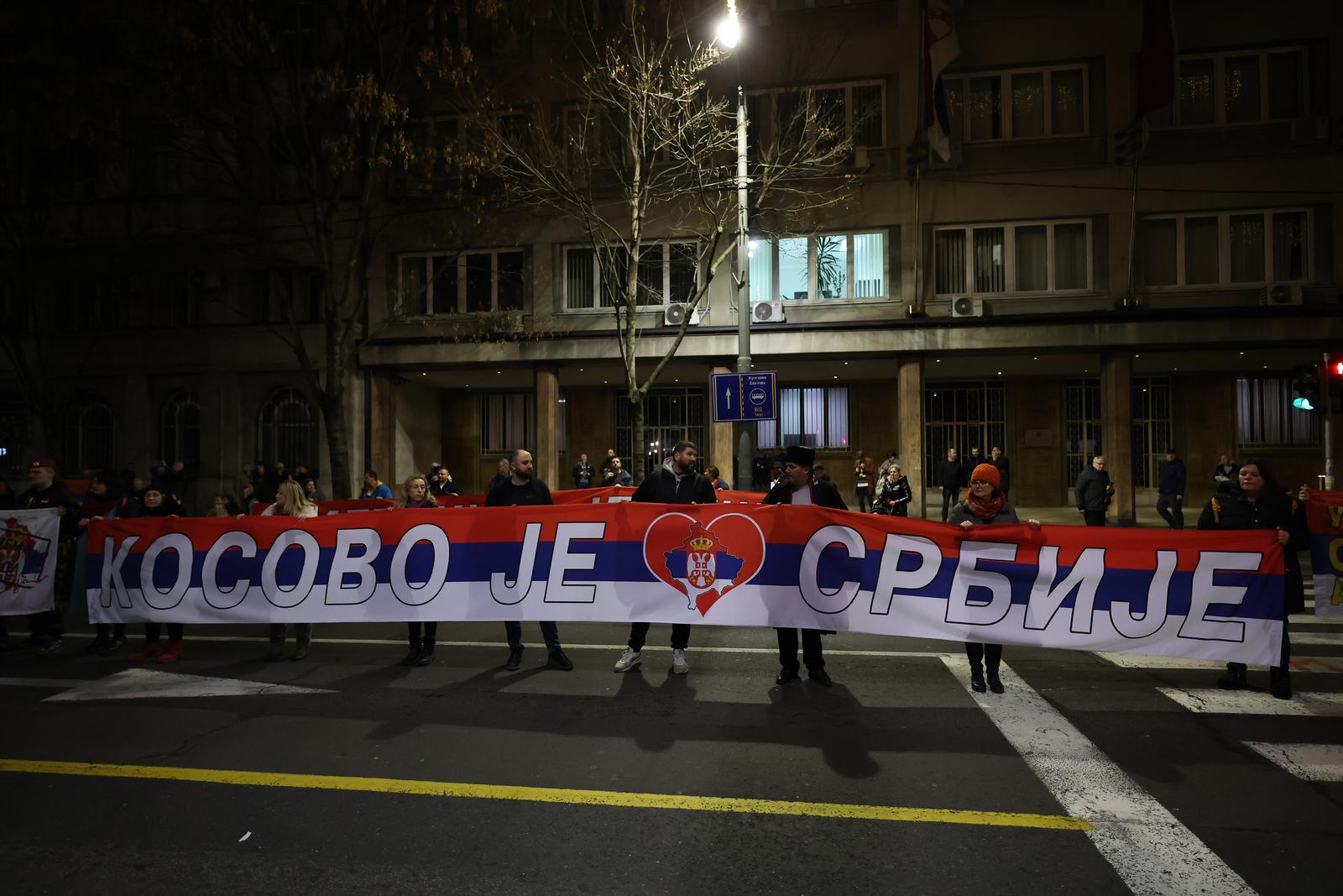 16, December, 2022, Belgrade - The National Assembly for the Defense of Kosovo and Metohija was held in front of the Presidency of Serbia. Photo: Milan Maricic/ATAImages

16, decembar, 2022, Beograd - Ispred Predsednistva Srbije je odrzan Narodni skup za odbranu Kosova i Metohije. Photo: Milan Maricic/ATAImages/PIXSELL