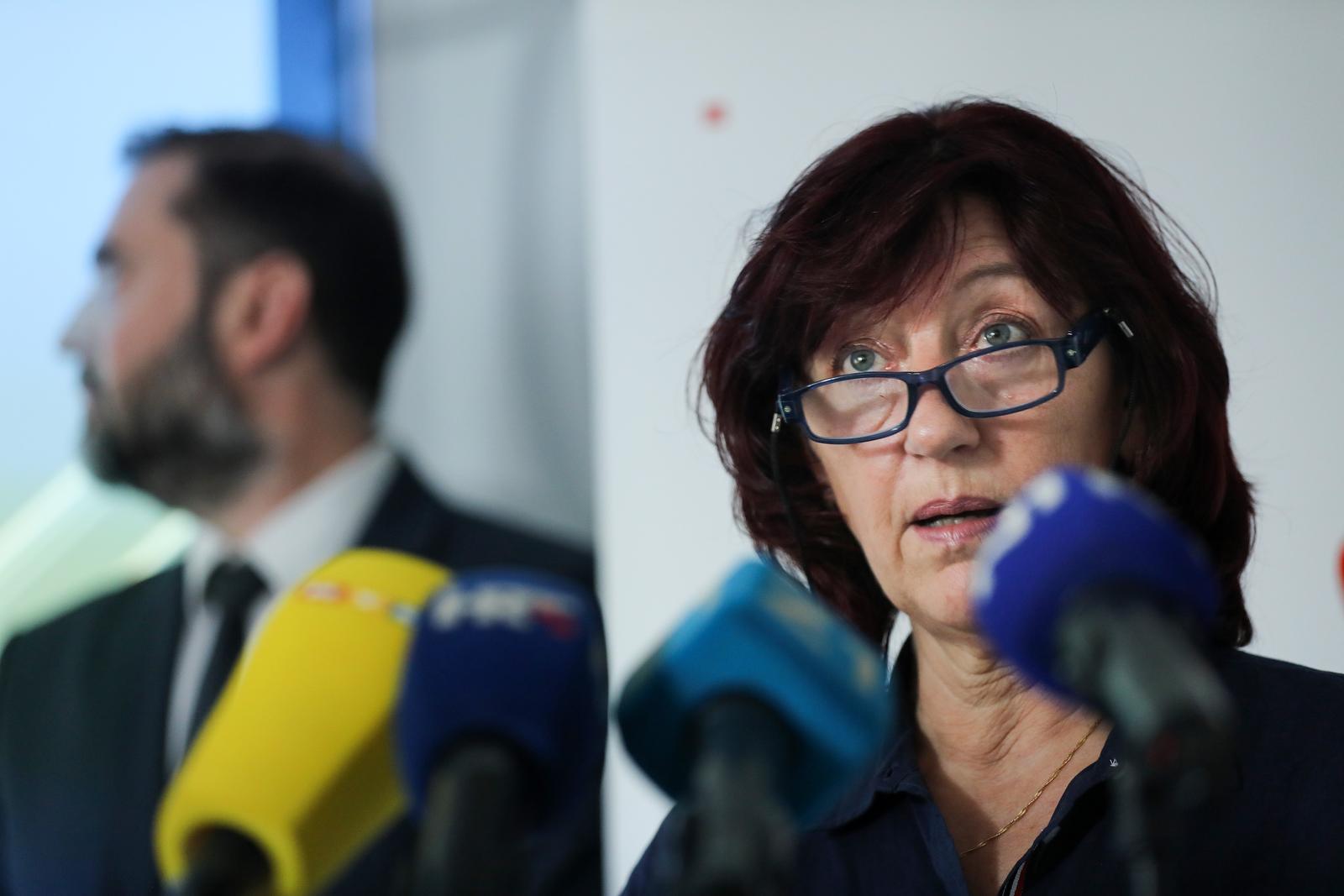 18.07.2022., Zagreb, Hrvatski lijecnicki sindikat i Hrvatska lijecnička komora - pressica o sustava koeficijenata za place, radnopravnog statusa lijecnika i posljedica za buducnost hrvatskog javnog zdravstvenog sustava. Govorili su mr.sc. Renata Culinovic-Caic, predsjednica HLS-a i doc.dr.sc. Kresimir Luetic, predsjednik HLK-a, Vesna Potocki Rukavina i primarijus Boris Ujevic Photo: Emica Elvedji/PIXSELL
