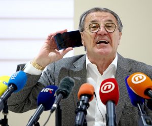 19.01.2023., Mostar - Zdravko Mamic odrzao konferenciju za medije u dvorani Princess hotela Mepas. Photo: Denis Kapetanovic/PIXSELL