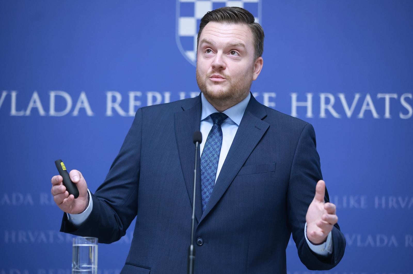 21.02.2023., Zagreb - Banski dvori, svecana dvorana. Nakon sastanka parlamentarne vecine medijima se obratio ministar financija Marko Primorac vezano uz drzavne obveznice. Photo: Sanjin Strukic/PIXSELL