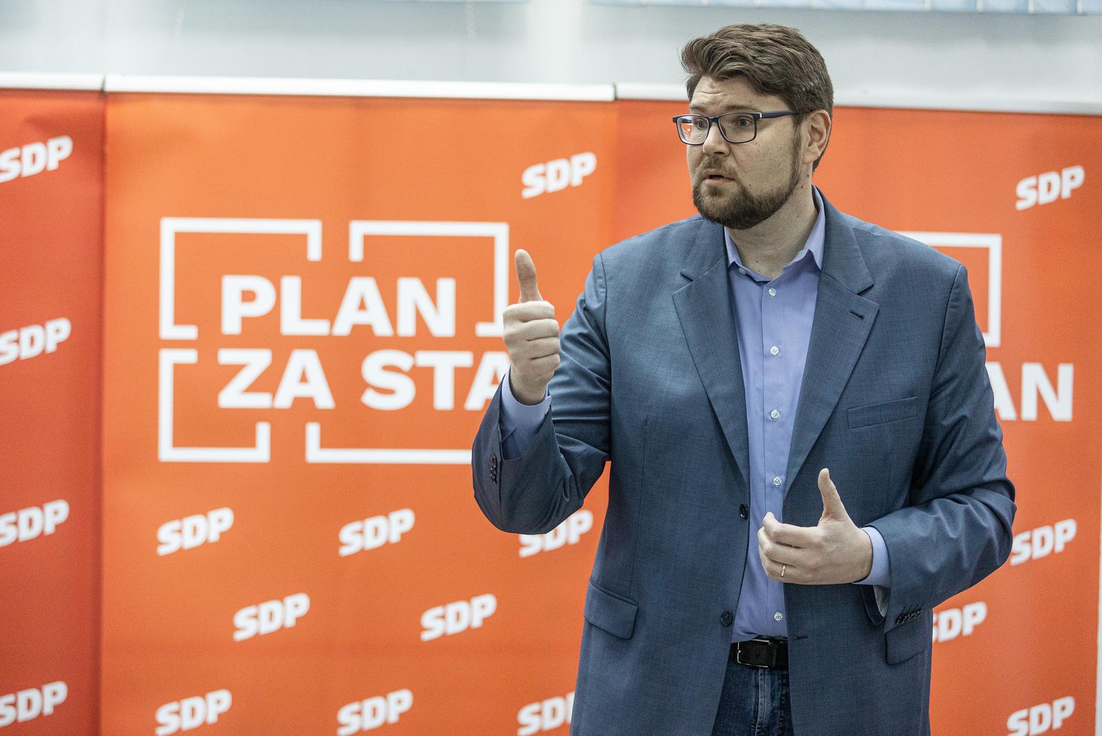 21.02.2023., Osijek - Predstavljanje SDP-ove politike stanovanja "Plan za stan". Politiku stanovanja predstavio je predsjednik SDP-a Pedja Grbin i potpredsjednica SDP-a i Hrvatskog sabora Sabina Glasovac. Photo: Davor Javorovic/PIXSELL