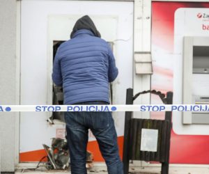 21.11.2022., Stubicke Toplice - U centru Stubickih Toplica raznesen bankomat PBZ-a. Policijski ocevid je u tijeku. Photo: Luka Stanzl/PIXSELL