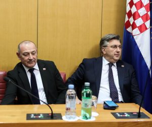 23.02.2023. Zagreb - Sabor RH, Prijedlog za pokretanje pitanje povjerenja predsjedniku Vlade RH Andreju Plenkovicu - predlagatelji 33 zastupnika u Hrvatskome saboru Photo: Zeljko Hladika/PIXSELL
