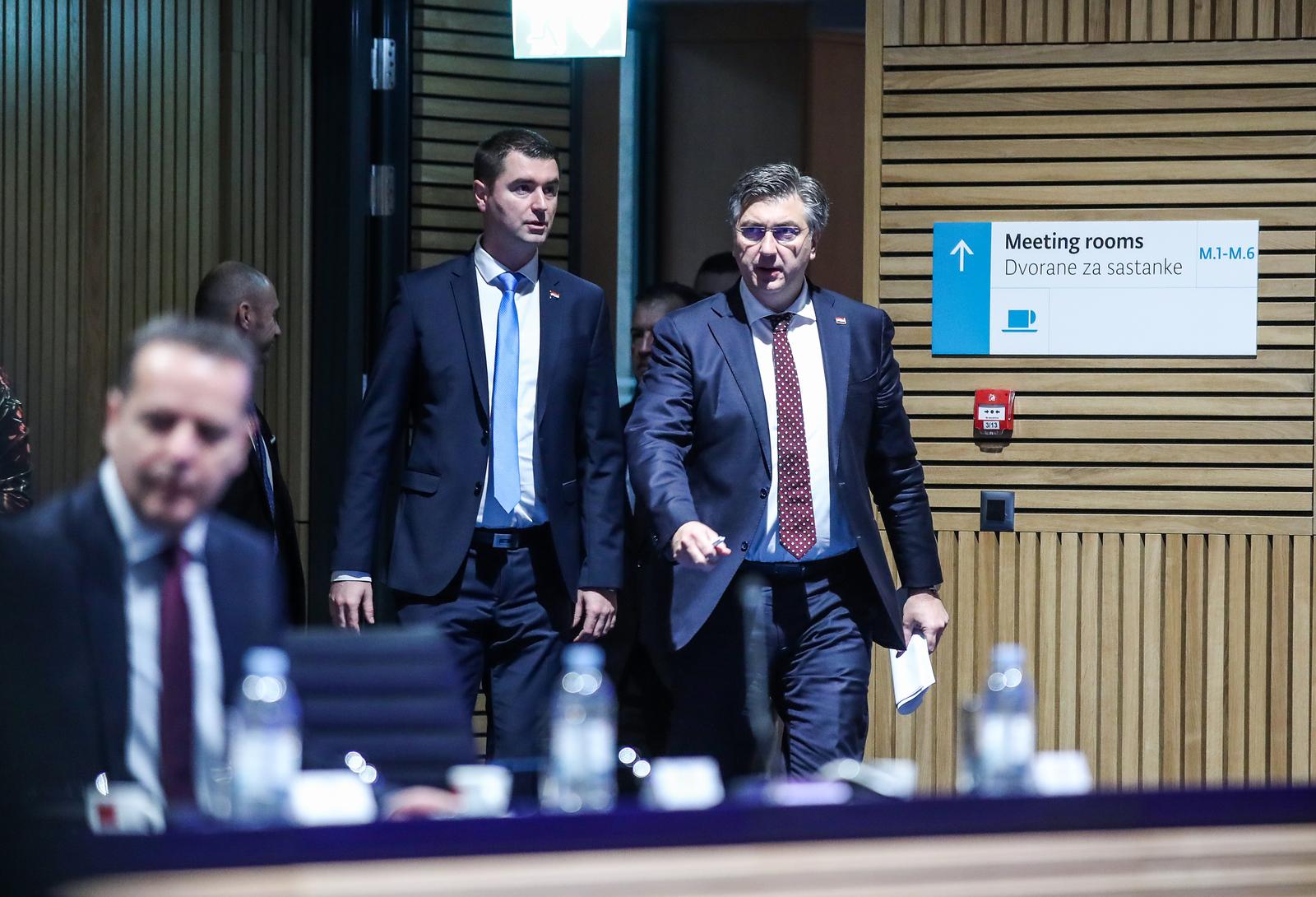 23.11.2022., Zagreb - U Nacionalnoj sveucilisnoj knjiznici predsjednik Vlade Andrej Plenkovic predsjedao je 18. sjednicom Nacionalnog vijeca za uvodjenje eura kao sluzbene valute u Republici Hrvatskoj.  Photo: Slavko Midzor/PIXSELL