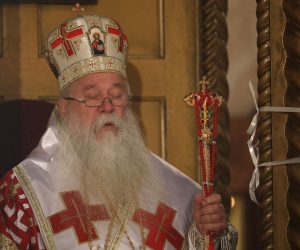 24.04.2022., Sarajevo, Bosna i Hercegovina - Sveta arhijerejska liturgija u Sabornom hramu Rodjenja Presvete Bogorodice u Sarajevu povodom pravoslavnog blagdana Vaskrsa. Mitropolit dabrobosanski Hrizostom. Photo: Armin Durgut/PIXSELL