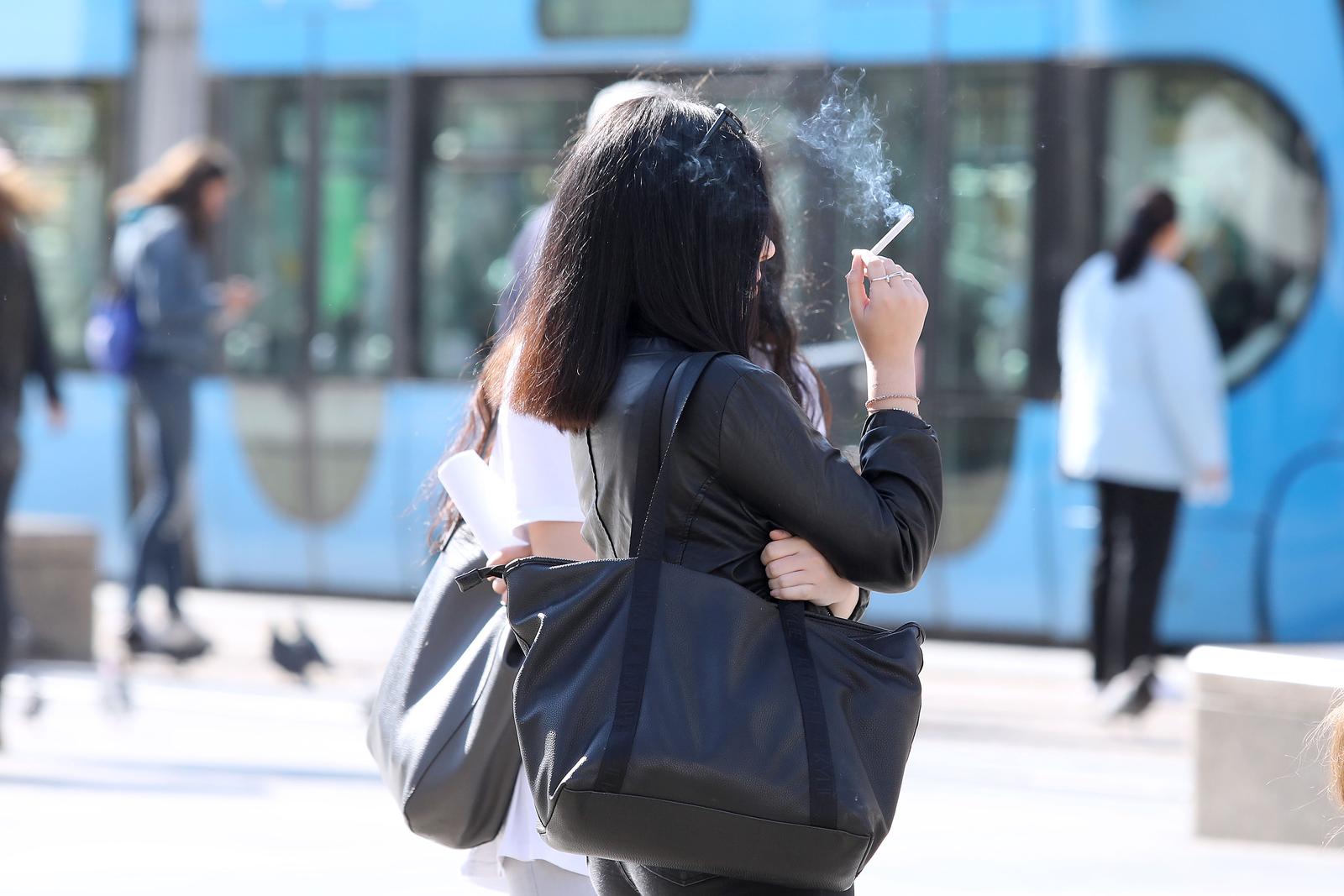 31.05.2021., Zagreb -Svjetski dan nepusenja obiljezava se svake godine 31. svibnja. Toga se dana diljem svijeta odrzavaju razne preventivne aktivnosti kojima je cilj suzbijanje pusenja, cimbenika rizika za nastanak brojnih bolesti, a potaknula ga je Svjetska zdravstvena organizacija 1987. godine.rPhoto: Patrik Macek/PIXSELL