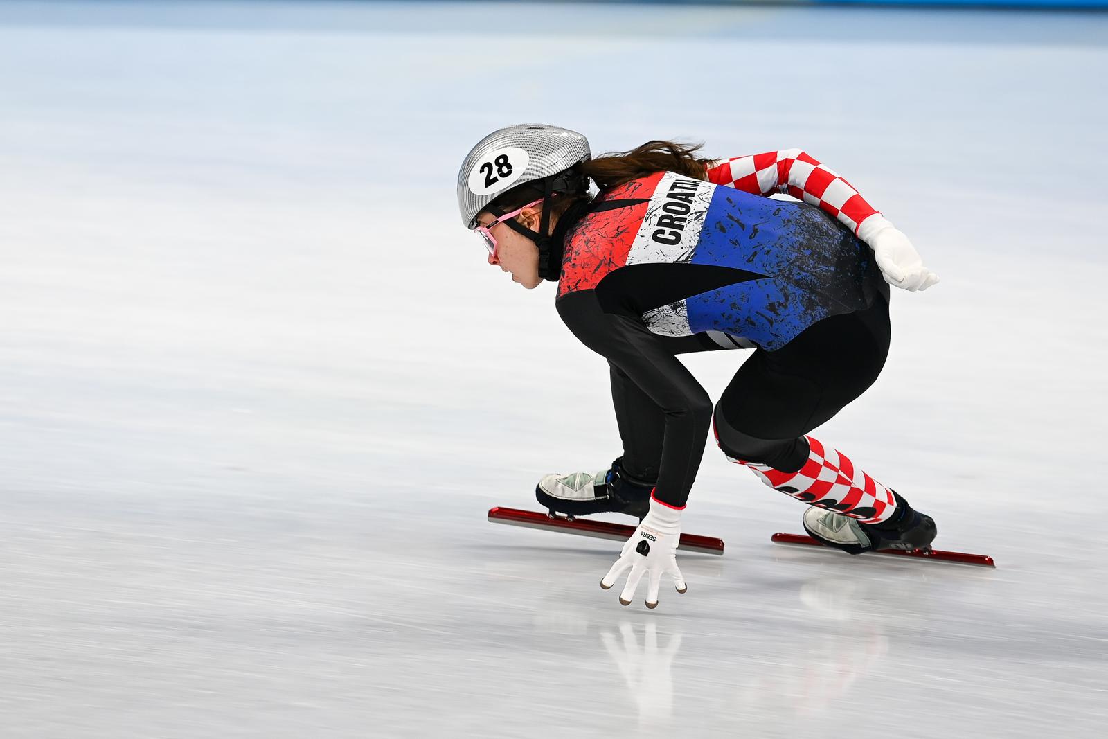 16.02.2022.,  Peking, Kina - Prva hrvatska olimpijka u brzom klizanju na kratkoj stazi Valentina Ascic ostala je bez plasmana u polufinale na 1500 m na Zimskim olimpijskim igrama. Valentina je osvojila peto mjesto u svojoj cetvrtfinalnoj skupini s vremenom 2 minute i 21.456 sekundi, sto je novi hrvatski rekord na toj dionici. Photo: Jaki Franja/PIXSELL