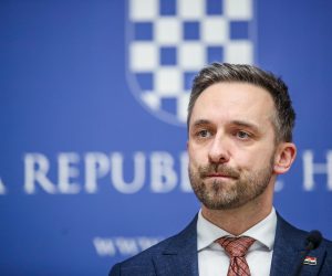 11.01.2023., Zagreb - Ministar rada, mirovinskoga sustava, obitelji i socijalne politike Marin Piletic dao je izjavu za medije. Photo: Slavko Midzor/PIXSELL