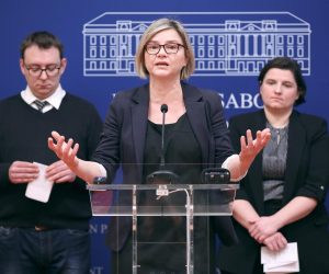 21.02.2023., Zagreb - U Hrvatskom saboru odrzana je konferencija za medije Kluba zastupnika lijevo zelenog bloka na temu "Hoce li stanovanje postati jos skuplje?". Sandra Bencic Photo: Patrik Macek/PIXSELL