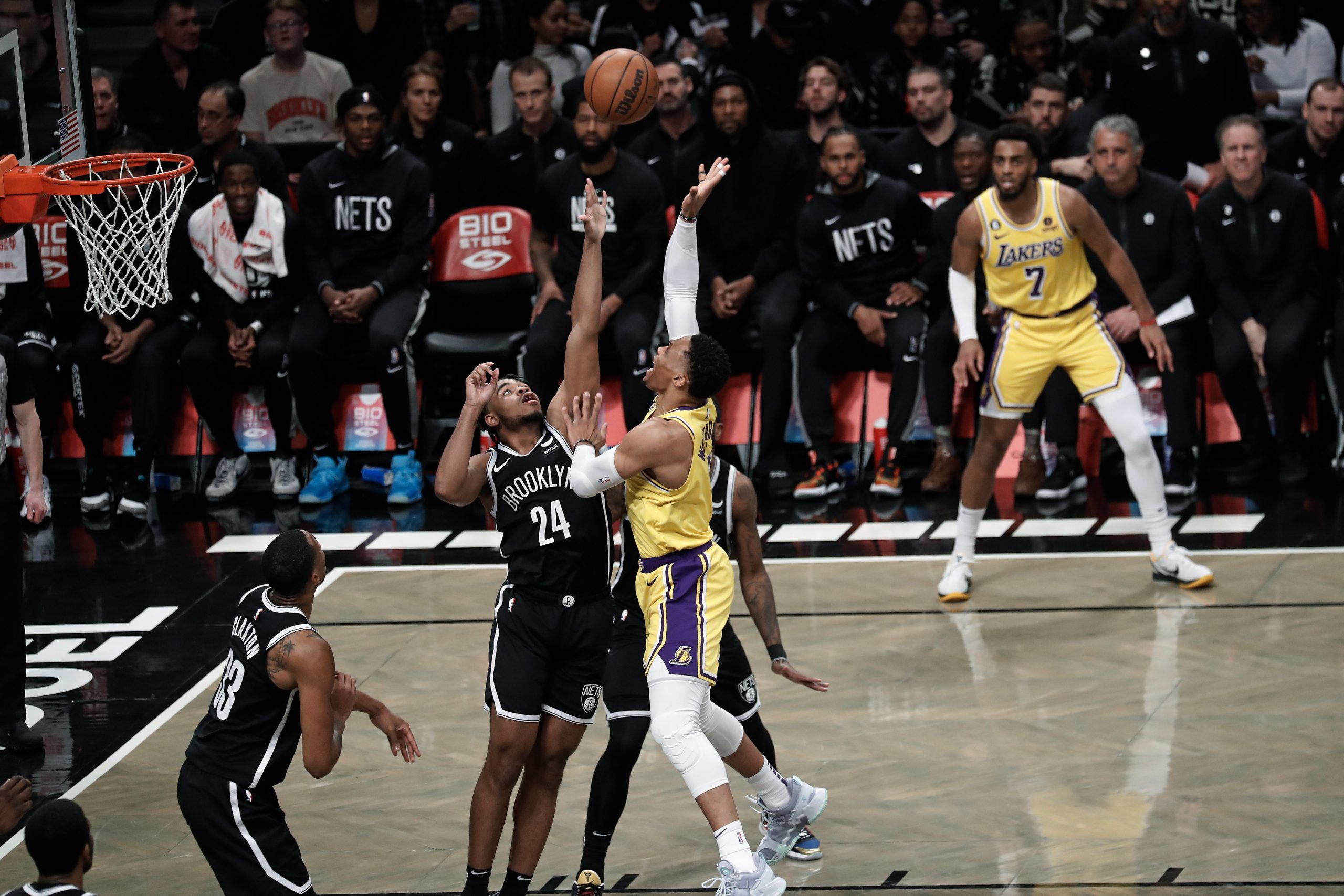 epa10440638 Los Angeles Lakers guard Russell Westbrook (C) shoots over Brooklyn Nets forward Cam Thomas (L) during the first half of the NBA basketball game between the Los Angeles Lakers and the Brooklyn Nets at Barclays Center in Brooklyn, New York, USA, 30 January 2023.  EPA/Peter Foley  SHUTTERSTOCK OUT