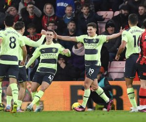 epa10490836 (L-R) Ilkay Gundogan, Jack Grealish, Phil Foden, Julian Alvarez and Rodri celebrate Alvarez' goal against Bournemouth Manchester City during the English Premier League soccer match between AFC Bournemouth vs Manchester City in Bournemouth, Britain, 25 February 2023.  EPA/Vince Mignott EDITORIAL USE ONLY. No use with unauthorized audio, video, data, fixture lists, club/league logos or 'live' services. Online in-match use limited to 120 images, no video emulation. No use in betting, games or single club/league/player publications