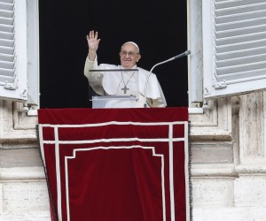 epa10491944 Pope Francis during the Angelus prayer in St. Peter's Square, Vatican City, 26 February 2023.  EPA/GIUSEPPE LAMI