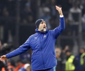 epa10493064 Olympique Marseille's Croatian head coach Igor Tudor reacts during the French Ligue 1 soccer match between Olympique Marseille and Paris Saint Germain at the Velodrome Stadium in Marseille, southern France, 26 February 2023.  EPA/SEBASTIEN NOGIER