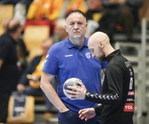 epa10497498 Zagreb headcoach Slavko Goluza before the Champions League men's handball match between GOG and HC PPD Zagreb in Odense, Denmark, 01 March 2023.  EPA/Claus Fisker DENMARK OUT