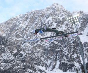 epa10500792 Johann Andre Forfang of Norway in action during the trial round of the Ski Jumping Individual Men HS 138 competition at the FIS Nordic Skiing World Championships in Planica, Slovenia, 03 March 2023.  EPA/Grzegorz Momot POLAND OUT