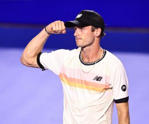 epa10501841 Tommy Paul of the USA celebrates his victory against Taylor Fritz of the USA at the conclusion of their match at the 2023 Mexican Open tennis tournament in Acapulco, Guerrero state, Mexico, 03 March 2023.  EPA/David Guzman