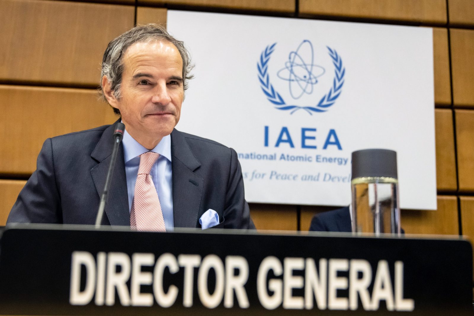 epa10505950 Rafael Mariano Grossi, Director General of the International Atomic Energy Agency (IAEA) arrives for an IAEA Board of Governors meeting at the IAEA headquarters of the UN seat in Vienna, Austria, 06 March 2023. The regular IAEA Board of Governors meeting takes place from 06 to 10 March 2023.  EPA/CHRISTIAN BRUNA