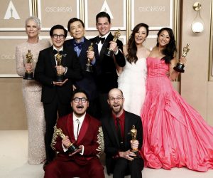 epa10519409 (L-R top row) Jamie Lee Curtis, winner of the Best Supporting Actress award, Ke Huy Quan, winner of the Best Actor In A Supporting Role award, James Hong, Jonathan Wang, winner of the Best Picture award, Michelle Yeoh, winner of the Best Actress in a Leading Role award, Stephanie Hsu and (L-R bottom row) Dan Kwan and Daniel Scheinert, winners of the Best Director and Best Picture award for 'Everything Everywhere All at Once,' pose in the press room during the 95th annual Academy Awards ceremony at the Dolby Theatre in Hollywood, Los Angeles, California, USA, 12 March 2023. The Oscars are presented for outstanding individual or collective efforts in filmmaking in 24 categories.  EPA/CAROLINE BREHMAN