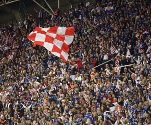 Split, 25.03.2023 - Utakmica kvalifikacija za EURO 2024 izmeðu nogometaa Hrvatske i Walesa na stadionu na Poljudu u Splitu. Na slici hrvatski navijaèi slave zgoditak koji je postigao Andrej Kramariæ. foto HINA/ Ivana IVANOVIÆ/ ik