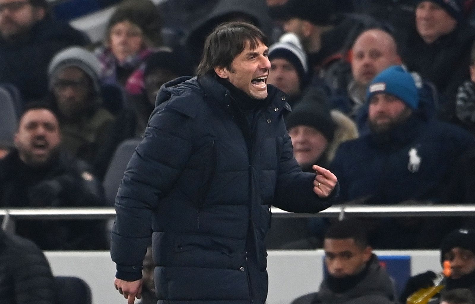 epa10510204 Tottenham head coach Antonio Conte reacts during the UEFA Champions League, Round of 16, 2nd leg match between Tottenham Hotspur and AC Milan in London, Britain, 08 March 2023.  EPA/Andy Rain