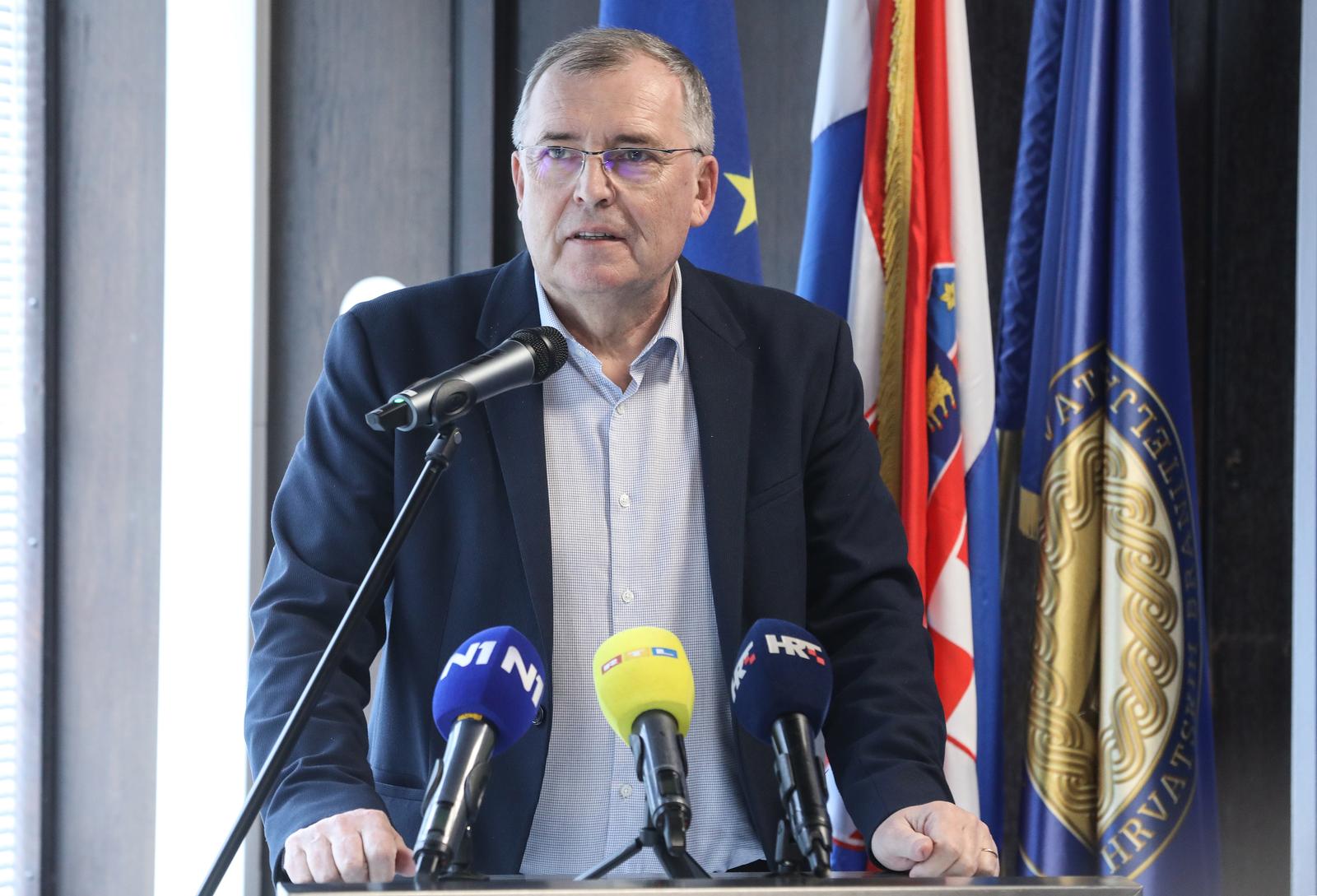 03.03.2023., Zagreb - U Ministarstvu branitelja potpisan Sporazum o suradnji na provedbi Programa preventivnih sistematskih pregleda hrvatskih branitelja iz Domovinskog rata za 2023. godinu.Sporazum su potpisali potpredsjednik Vlade i ministar hrvatskih branitelja Tomo Medved, ministar zdravstva Vili Beros, ravnatelj Hrvatskog zavoda za javno zdravstvo Krunoslav Capak te ravnatelji medicinskih ustanova u RH. Photo: Robert Anic/PIXSELL
