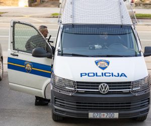 04.03.2023., Osijek - Privodjenje Leonarda Opancara na zupanijski sud, osumnjicen je za ranjavanje policajca Photo: Davor Javorovic/PIXSELL