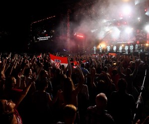 04.06.2022., Zagreb - Na stadionu Maksimir odrzava se duhovsko bdijenje i koncert "Progledaj srcem. Klapa Hrvatske ratne mornarice Sveti Juraj

  Photo: Marko Lukunic/PIXSELL