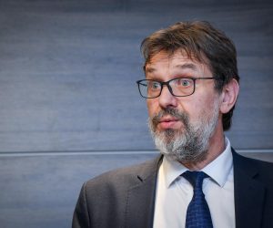 05.01.2023.., Zagreb - Milorad Pupovac (SDSS) i Tomislav Zigmanov (Demokratski savez Hrvata u Vojvodini), potpisali su usaglasenu Deklaraciju o suradnji Srba iz Hrvatske i Hrvata iz Srbije Photo: Josip Regovic/PIXSELL