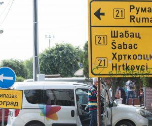 06.05.2018., Jarak - Vojislav Seselj sa svojim radikalima stigao je nadomak Hrtkovaca gdje je trebao biti odrzan skup povodom 26. obljetnice mitinga nakon kojeg su pokrenuta prisilna iseljavanja Hrvata iz Vojvodine. Nakon sto mu je policija zabranila ulaz u Hrtkovce, Seselj je odrzao govor u selu Jarak. Photo: Dubravka Petric/PIXSELL