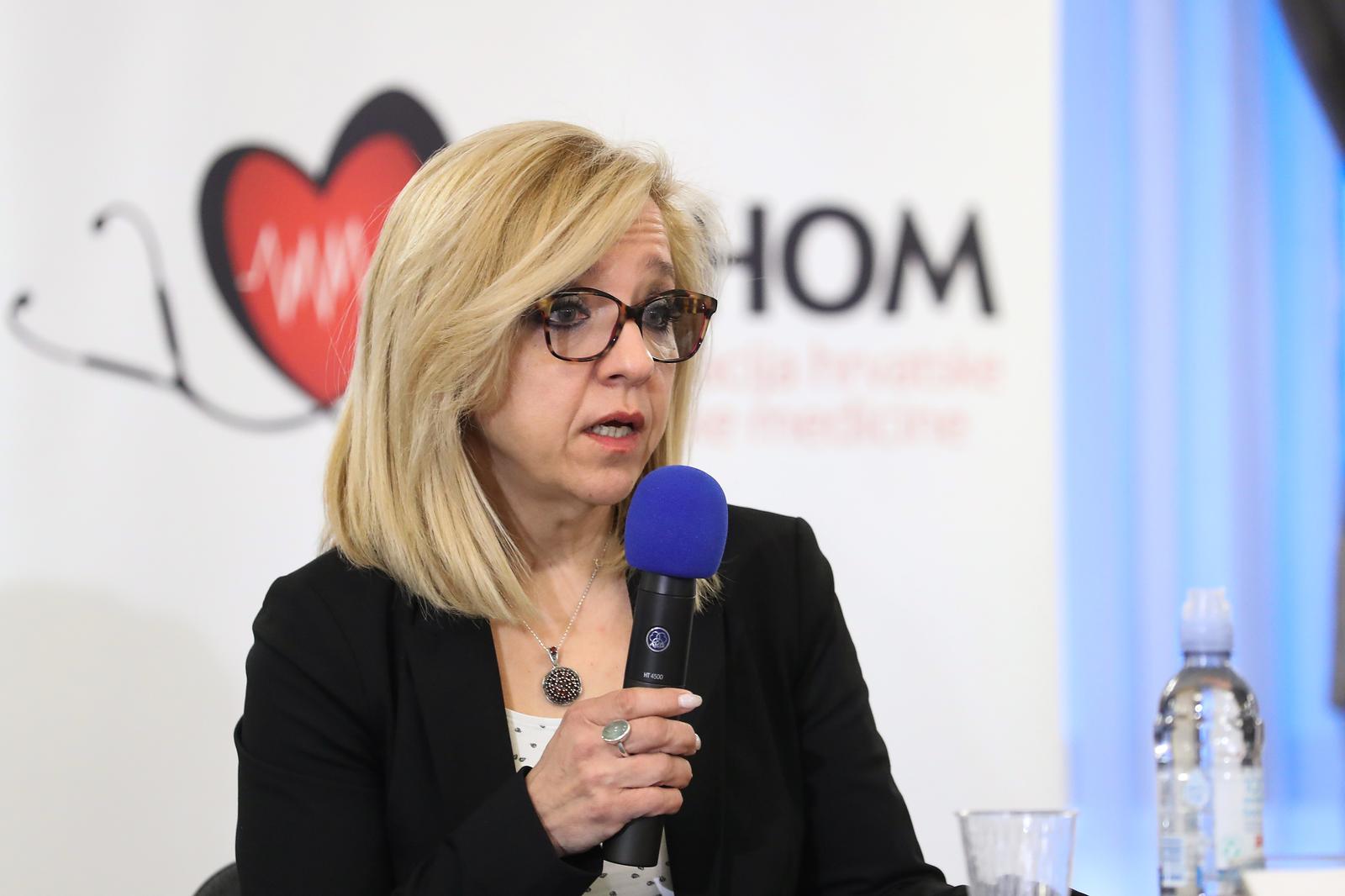 07.03.2022., Zagreb - U Novinarskom domu Koordinacija hrvatske obiteljske medicine (KoHOM) organizirala je okrugli stol na temu "Aktualna situacija u sektoru obiteljske medicine s naglaskom na najavljenu izmjenu Zakona o zdravstvenoj zastiti u dijelu koji se tice primarne zdravstvene zastite". Natasa Ban Toskic. Photo: Luka Stanzl/PIXSELL