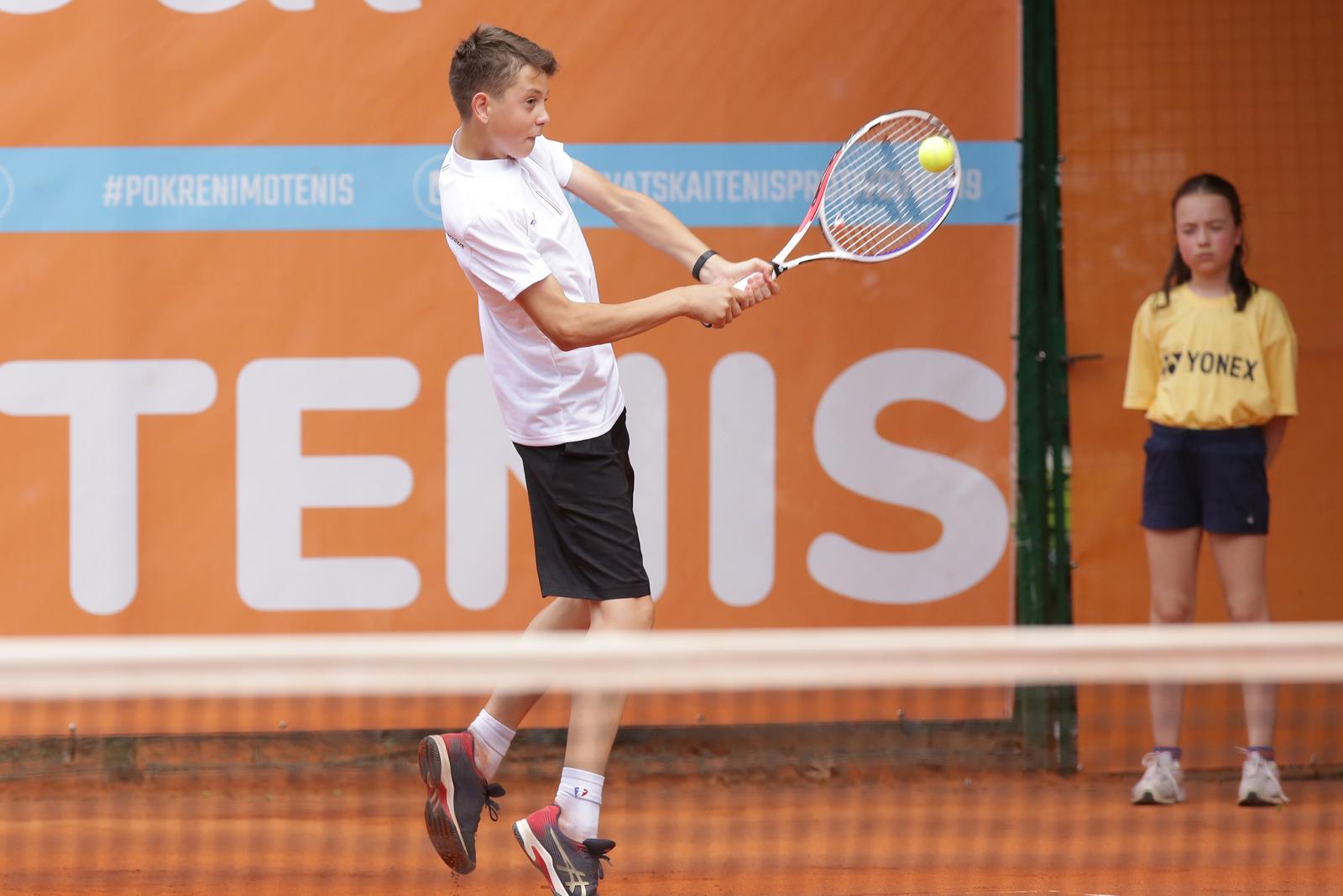 07.06.2020., Osijek - Hrvatski Premier Tenis, turnir humanitarnog karaktera u organizaciji Donne Vekic i njezine obitelji uz pokroviteljstvo Hrvatskog teniskog saveza. Photo: Dubravka Petric/PIXSELL