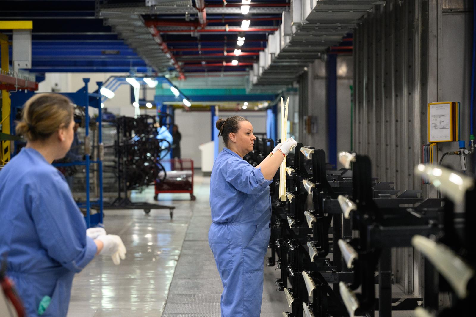 09.02.2023., Zagreb - U prostoru tvrtke AD Plastik, Jankomir 5 odrzano je svecano urucenje Ford Q1 certifikata zagrebackoj tvornici AD Plastik grupe. Ford Q1 certifikat smatra se pokazateljem izuzetne kvalitete u automobilskoj industriji diljem svijeta i dodjeljuje se dobavljacima koji su postigli izvrsnost prema različitim kriterijima. Pogoni tvrtke AD Plastik.
 Photo: Davor Puklavec/PIXSELL