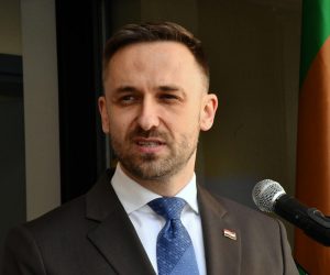 09.03.2023., Pozega -  Svecanost otvorenja nove zgrade Hrvatskog zavoda za socijalni rad, Podrucnog ureda Pozega. Ministar rada, mirovinskoga sustava, obitelji i socijalne politike Marin Piletic Photo: Ivica Galovic/PIXSELL