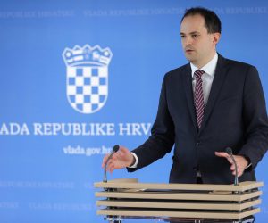 09.03.2023., Zagreb - Ministar pravosudja i uprave Ivan Malenica dao je izjavu medijima prije pocetka sjednice Vlade Republike Hrvatske u Nacionalnoj i sveucilisnoj knjiznici. Photo: Tomislav Miletic/PIXSELL