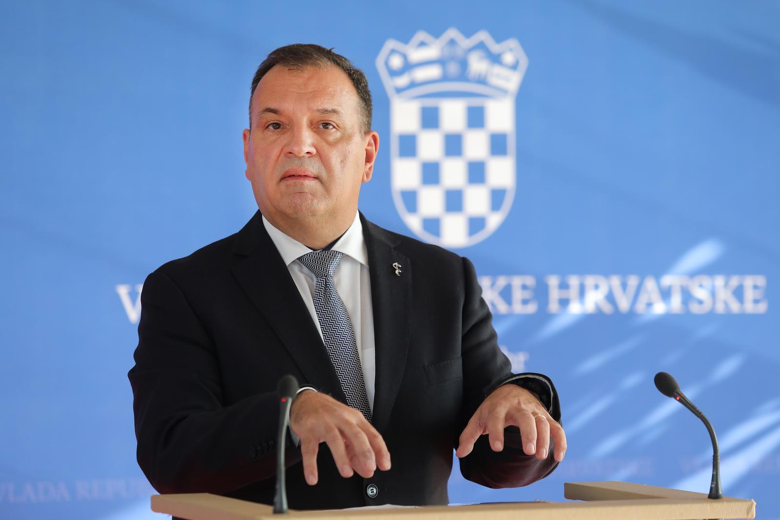 09.03.2023., Zagreb - Ministar zdravstva Vili Beros dao je izjavu medijima nakon sjednice Vlade Republike Hrvatske u Nacionalnoj i sveucilisnoj knjiznici. Photo: Tomislav Miletic/PIXSELL