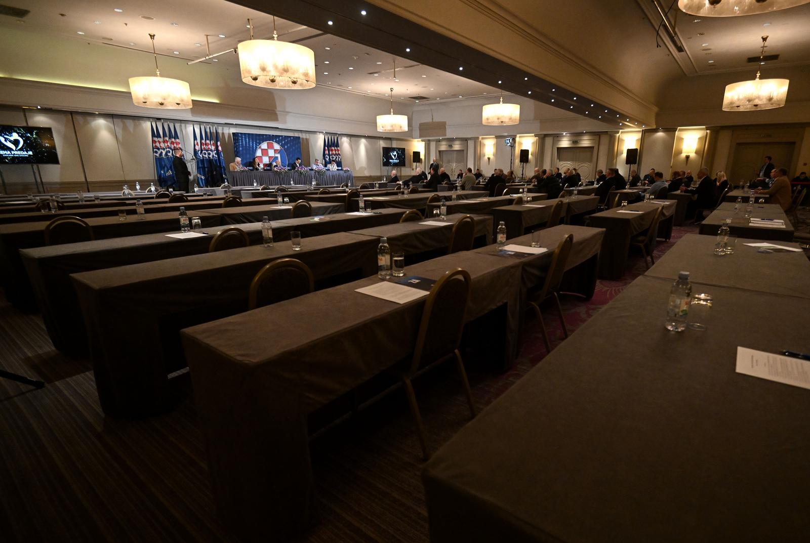 09.03.2023., Zagreb - U zagrebackom hotelu Sheraton pocela je skupstina Dinama Photo: Marko Lukunic/PIXSELL