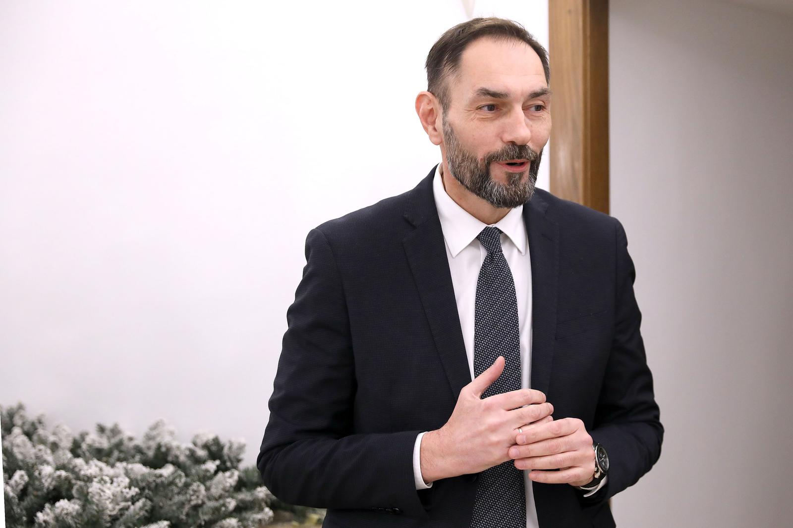 09.12.2019., Zagreb - Glavni drzavni odvjetnik Drazen Jelenic dao je izjavu uoci radnog sastanka Nacionalnog vijeca za pracenje provedbe Strategije suzbijanja korupcije. Photo: Patrik Macek/PIXSELL