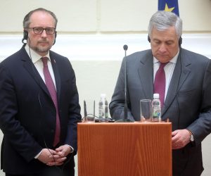 10.03.2023., Sarajevo, Bosna i Hercegovina - Ministar vanjskih poslova BiH Elmedin Konakovic odrzao je zajednicku konferenciju za medije sa zamjenikom premijera i ministrom vanjskih poslova i medjunarodne suradnje Republike Italije Antoniom Tajanijem i ministrom za europske i medjunarodne poslove Republike Austrije Alexanderom Schallenbergom. Photo: Armin Durgut/PIXSELL