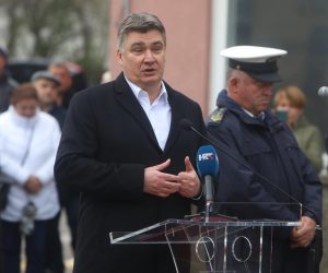 11.03.2023, Ogulin - Na Trgu Petra Stipetica otkrivena je bista u spomen na preminulog generala. Otkrivanju biste nazocio je predsjednik Republike Hrvatske Zoran Milanovic te brojni uzvanici. Photo: Kristina Stedul Fabac/PIXSELL