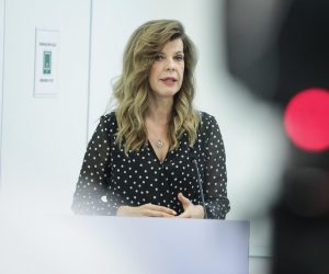 12.09.2022., Zagreb - Konferencija za medije eurozastupnice Biljane Borzan na kojoj sui predstavljeni rezultati istrazivanja o stavovima i percepciji gradjana po pitanjima vezanim uz kupovinu i konzumaciju prehrambenih proizvoda. Photo: Robert Anic/PIXSELL