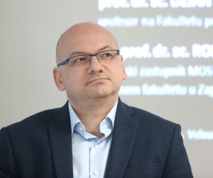 13.03.2018., Zagreb - Veleuciliste VERN. Panel diskusija pod nazivom "Politika i moral" odrzana je u okviru VERN Foruma, a o toj temi diskutirali su saborski zastupnik HDZ-a Ante Babic, profesor na Hrvatskom katolickom sveucilistu Stjepo Bartulica, saborski zastupnik SDP-a Ivo Jelusic, profesor na Fakultetu politickih znanosti Dejan Jovic te profesor na Pravnom fakultetu i saborski zastupnik Mosta Robert Podolnjak. Dejan Jovic.rPhoto: Sanjin Strukic/PIXSELL