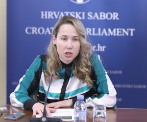 14.03.2023., Zagreb -U Saboru je poceo okrugli stol zastupnice Marije Selak Raspudic o temi "Neka bude volja stroja? Zakonska regulacija, eticke dileme i razvojna perspektiva umjetne inteligencije". Photo: Patrik Macek/PIXSELL